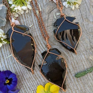 Obsidian Arrowhead crystal pendant, hand carved arrowhead pendant, natural black obsidian arrowhead necklace, obsidian necklace, obsidian