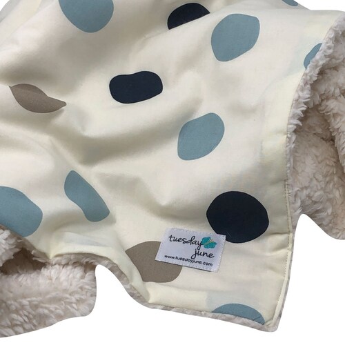 Gender Neutral deals Baby Blanket in Blue and Gray Polka Dots with Sherpa - Sherpa Baby Blanket - Blue Organic Baby Blanket