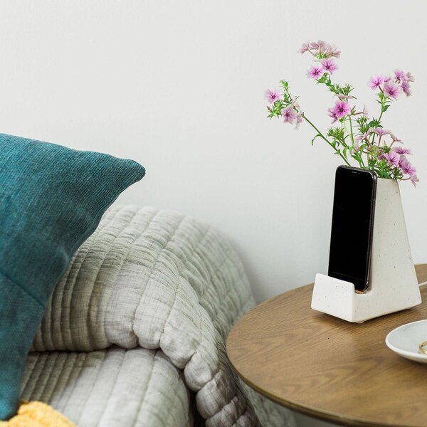 STAK Bloom Phone Vase, White Speckle