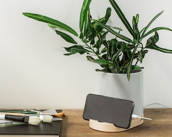 Foster Phone Dock and Planter Earl Grey