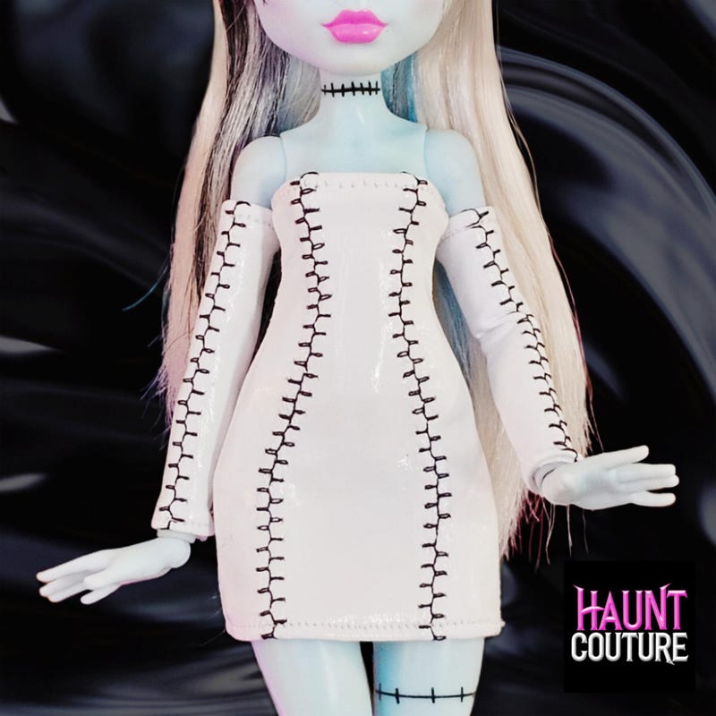 Monster High Alien Doll - Etsy UK