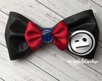 Johnny Wrestling inspired bow