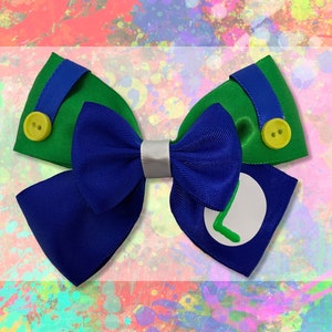 Luigi Mario inspired bow