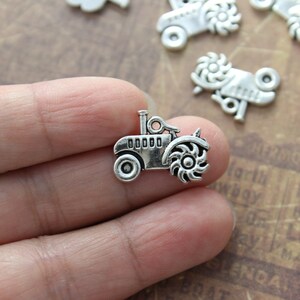 10 Tractor Charms Tractor Pendants Antiqued Silver Tone 20 X - Etsy