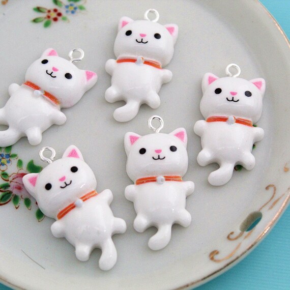 Peter Rabbit for DIY 2 Pack Plastic Flatback Planar Resin Embellishment Peter Rabbit for DIY 2 Pack Plastic Flatback Planar Resin Embellishment