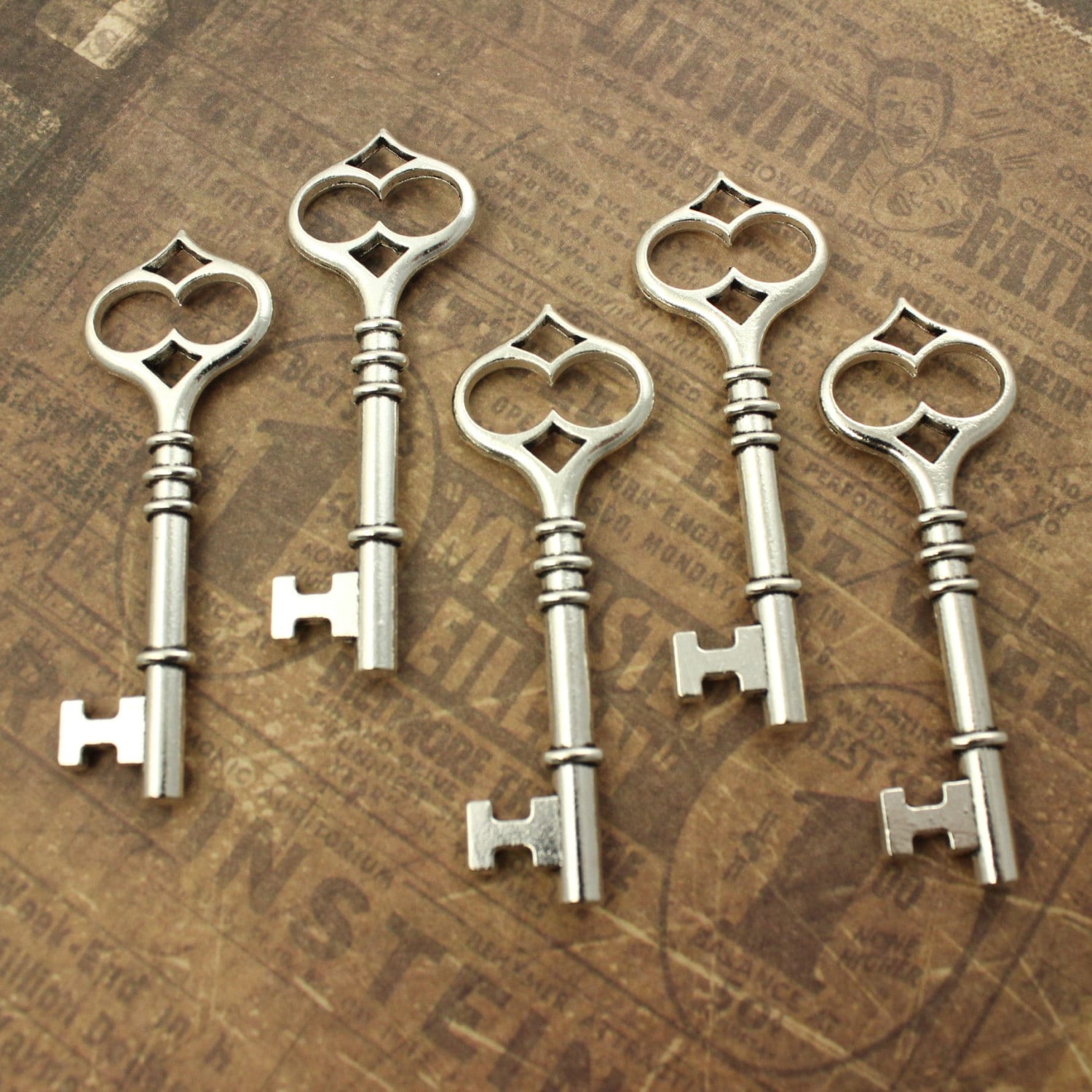 10 Key Charms Key Pendants Antique Silver Tone Skeleton Keys Etsy