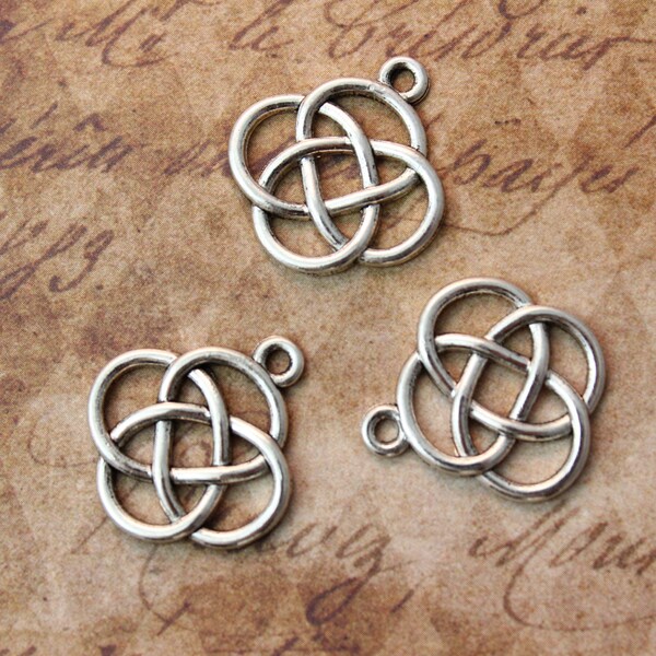 10 Celtic Knot  Charms Celtic Knot Pendants Antiqued Silver Tone 17 x 20 mm