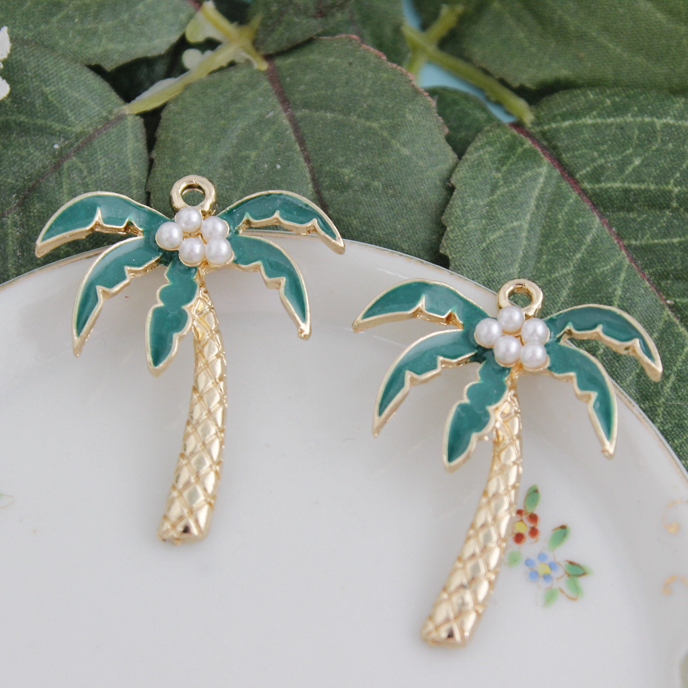 Enamel Gold Plated Charm Coconut tree Pendant Jewelry Making Small Pendants/1026 Enamel Gold Plated Charm Coconut tree Pendant Jewelry Making Small Pendants/1026