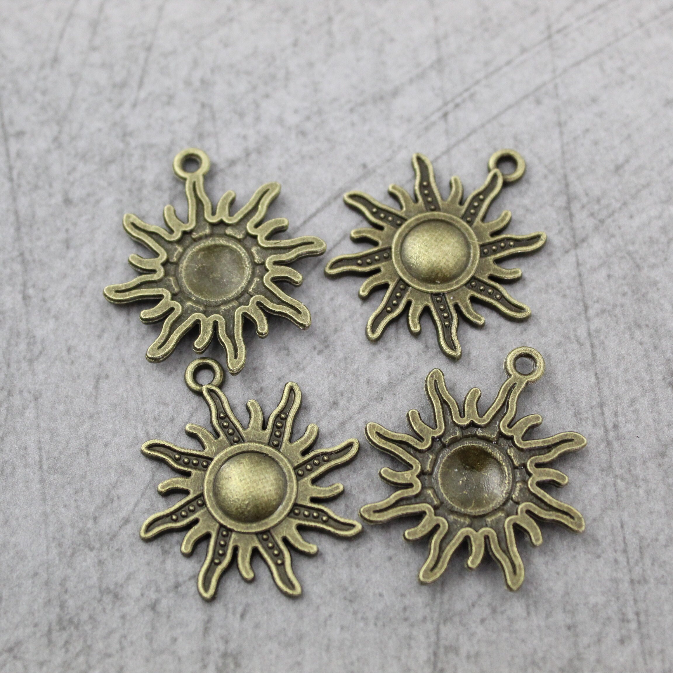 Sun Charms Sun Pendants Antiqued Bronze Tone 24 x 26 mm Etsy
