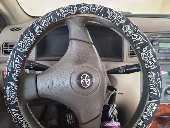 How to Make a Fabric Steering Wheel Cover: Easy DIY Guide