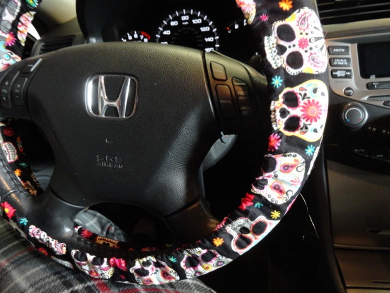 Vibrant Sugar Skull Steering Wheel Cover image 1