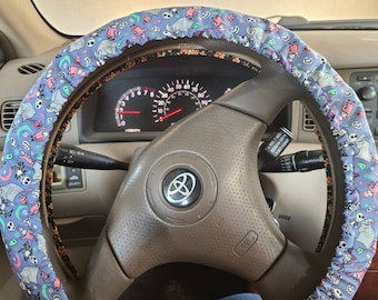 Cubierta del volante NBC hecha con tela Disney con licencia