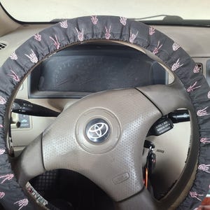 Capa para volante com estampa de mãos de esqueleto, 100% algodão, lavável, acessórios personalizados para carro.