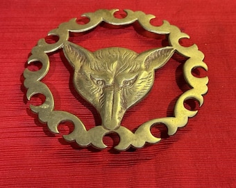 Vintage cast metal gold brass Fox footed trivet wall art 6.5"