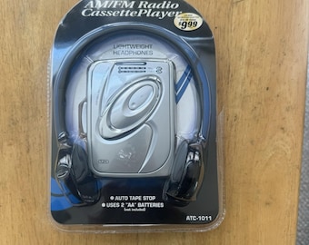 Vintage Tozai Vintage Personal AM FM Cassette Player ATC-1011 Headphones New