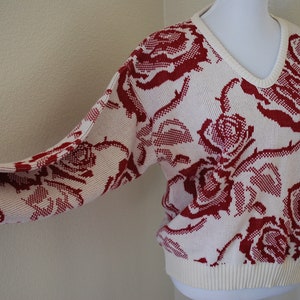 Vintage 80's Ladies Pykettes V-Neck Sweater