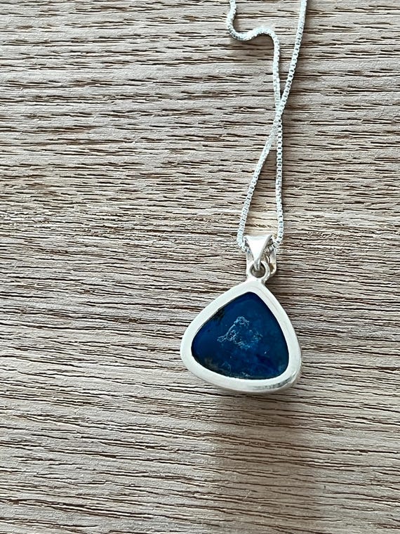 A deep blue rounded triangular shaped cavensite p… - image 7