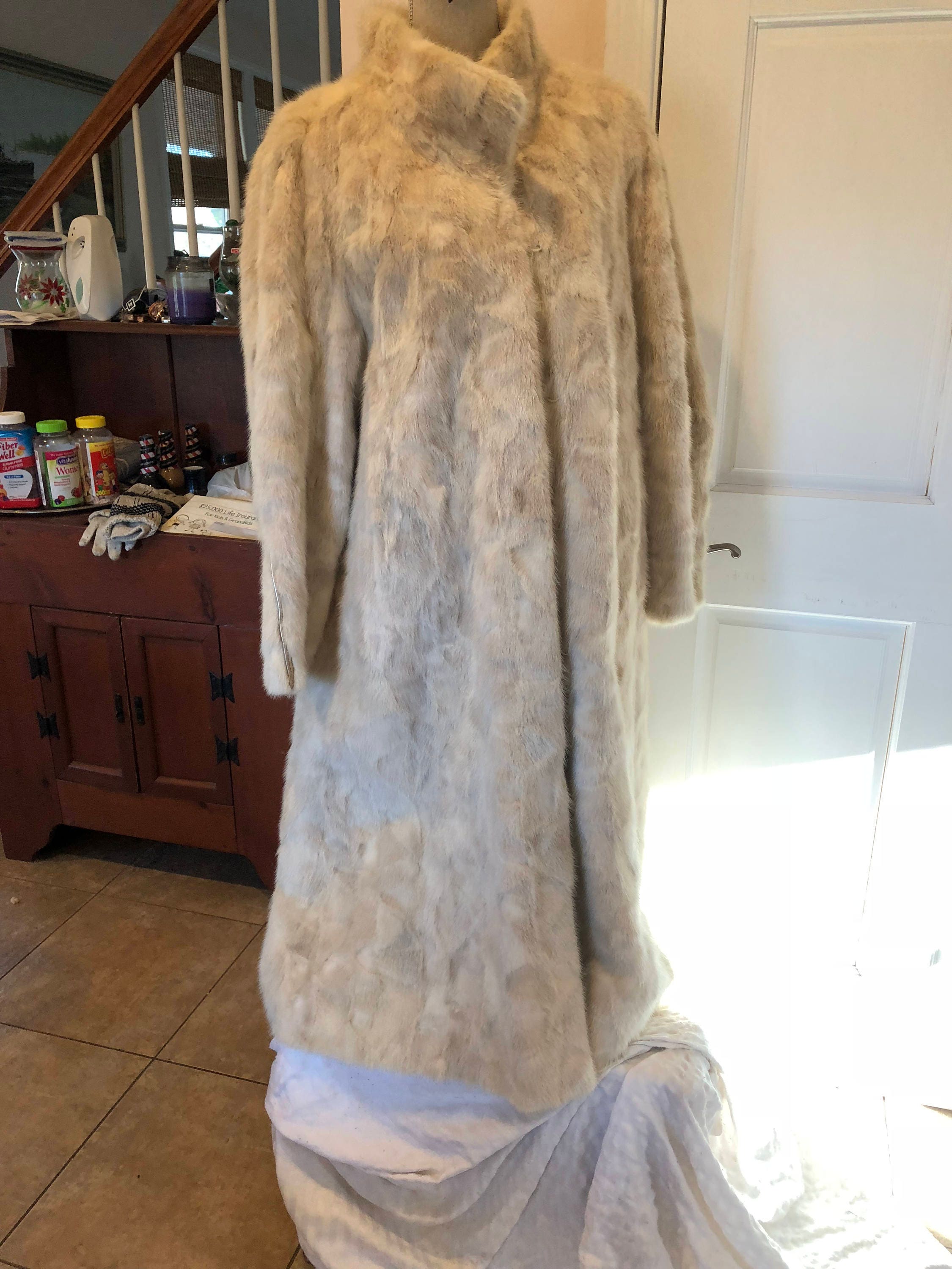 Sale White Mink Fur Coat Sz S M