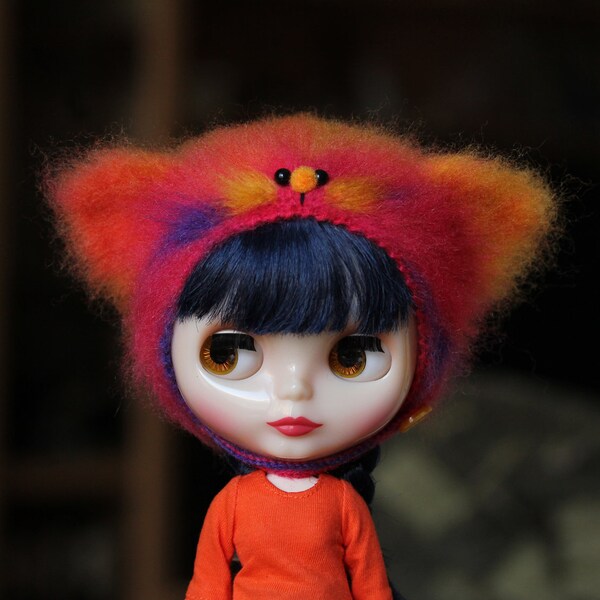 Kitty hat for NEO blythe - bright orange-yellow-purple