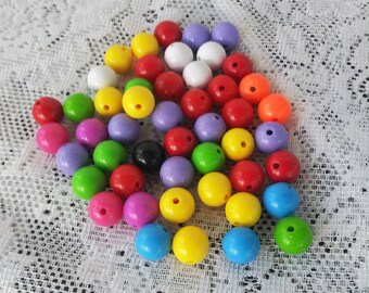 5 count 10mm opaque white vintage plastic round ball beads bead destash lot large big