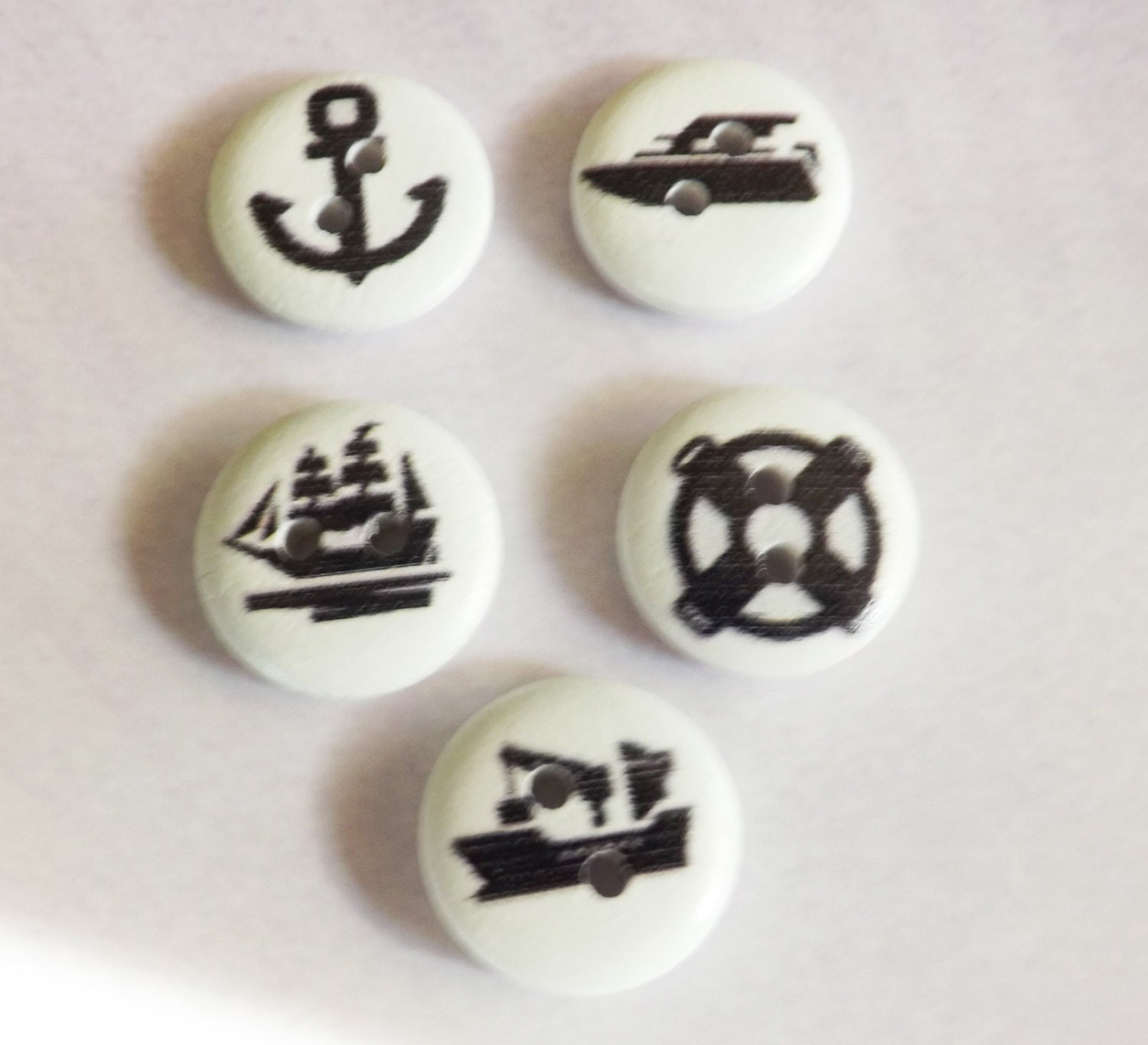 Boat buttons 10 wood ship button 15.0mm 2 hole nautical buttons from