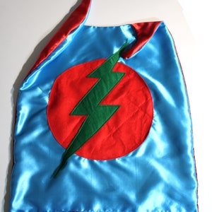 Cape de super-héros turquoise pour enfant, prête à être expédiée image 7