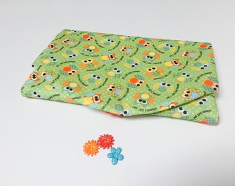 Owl theme baby changing mat with pockets