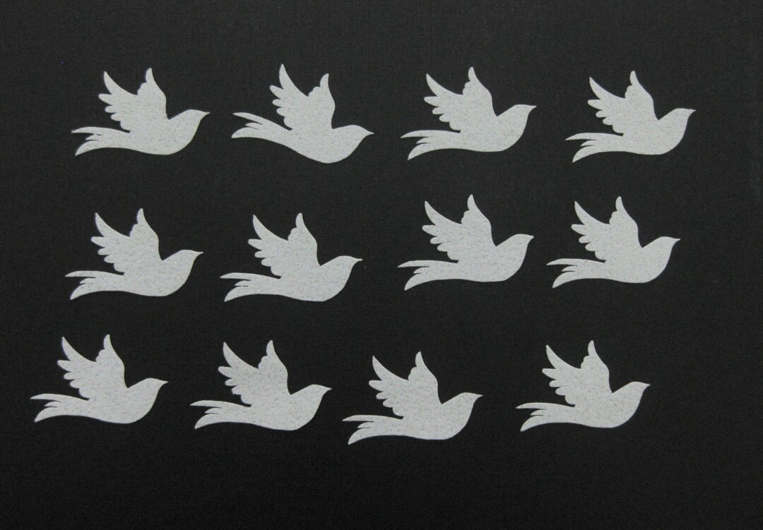 24 EDIBLE CUPCAKE CAKE Rice Paper Toppers White Doves Ideal Wedding