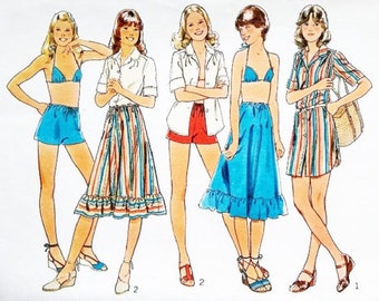 Part UNCUT Style 2295 Junior Teen Ladies Bikini Top, Summer Beach Shorts, Boho Ruffle Skirt, Shirt and Shirt Dress Size UK 12-14