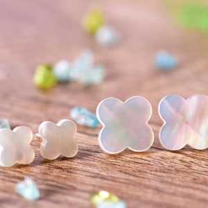 Lucky clover Earrings,Leaf stud earrings,Mother of Pearl Earrings,Shell earrings,Flower Earrings,Silver earrings,Clover Jewelry,Gift for her