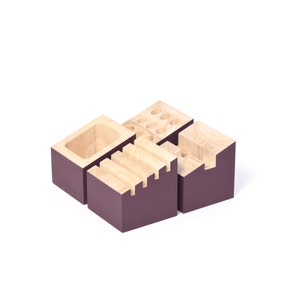 O Modules de rangement de bureau avec porte cartes, pot à crayons et support téléphone en bois d'hévéa et couleur violet