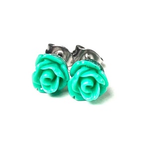 Mini rose ear studs green - stainless steel - flower jewelry - gift idea Just Trisha