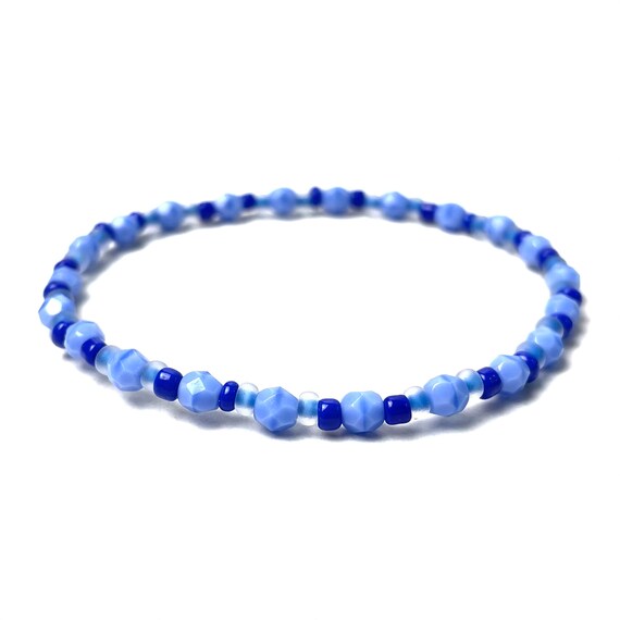 GLASS BEAD BRACELET 2 MM LIGHT BLUE MIX GLASS BEAD BRACELET 2 MM LIGHT BLUE MIX