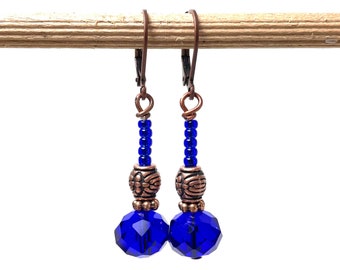 Pendientes de cobre vintage con cuentas de vidrio checo en azul