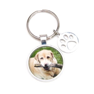 Dog keychain personalized with photo - create your personal piece of jewelry - customizable - gift idea