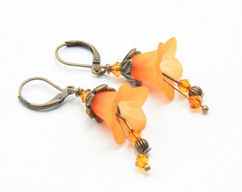 Boucles d'oreilles fleurs en orange, bronze antique, romantique, bohème, floral, printemps