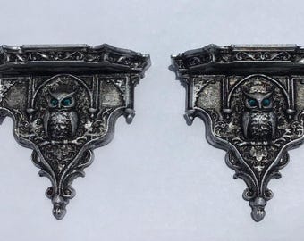 Miniature gothic owl shelf’s set of 2