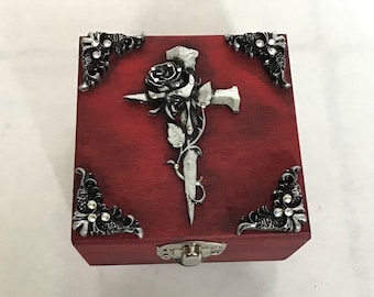Cross box with crystals