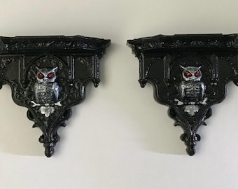 Miniature gothic owl shelf’s set of 2