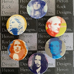 90's Frontmen - Alice In Chains, Pearl Jam, Soundgarden, Mother Love Bone, Stone Temple Pilots, Nirvana - Badges - Pins