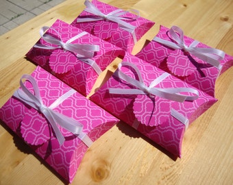 10 Pillow Boxes - Pink - Set of 10 - Party Favors - Treat Boxes - Gift Boxes - Handmade