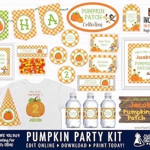 Op de afbeelding: Een printbare pompoenpatch-partyset in de kleuren oranje, groen en bruin. De set bevat een welkomstbord, een banner, cupcaketoppers, waterfleslabels en een t-shirtontwerp. De tekst op het bord zegt "Welkom bij Jacob's Pumpkin Patch".