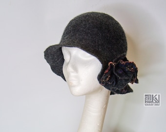 Black cloche hat, Elegant wool hat, Hand felted hat, 1920s hat, Felted flower hat, Retro dress hat, sustainable fashion, gift for women