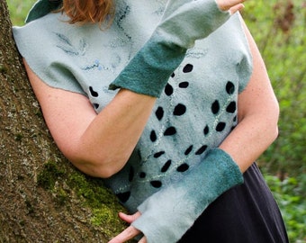 Hand Felted Merino Wool Handwarmers: Mint Green Winter Fingerless Gloves