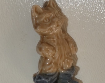 Puss in Boots figurine-Wade-Ceramic -Nursery Rhymes- Mothers Day gift