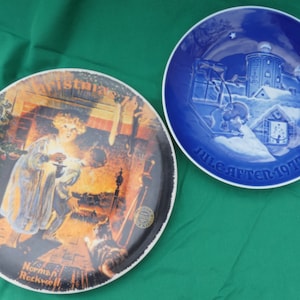 Plates-Looking for Santa - Norman Rockwell  (1979)-Christmas ( 1977)-  Made in Denmark- &quot;Somebody&#39;s Up There&quot;