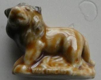 Wade figurine-Lion with dark mane-Aslan-Birthday-Africa-Fathers Day