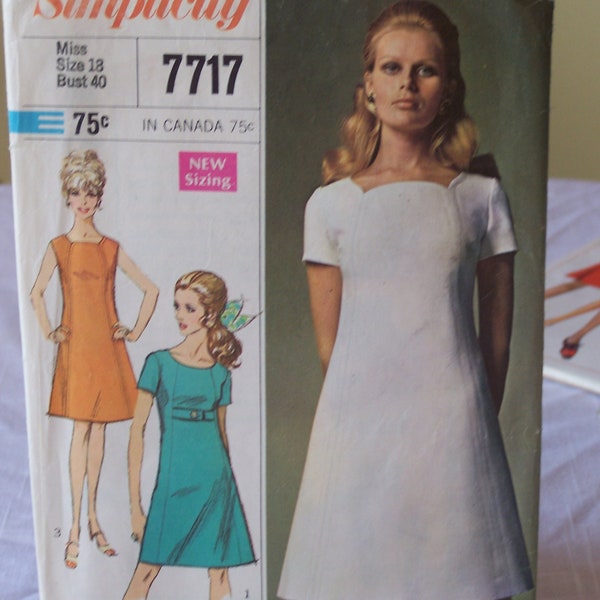 PATTERN Simplicity   7717 Miss Designer Fashion Dress Used