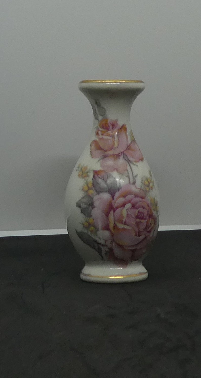 Vase-floral -small-white-pink Roses-wedding Gift-diy Floral - Etsy