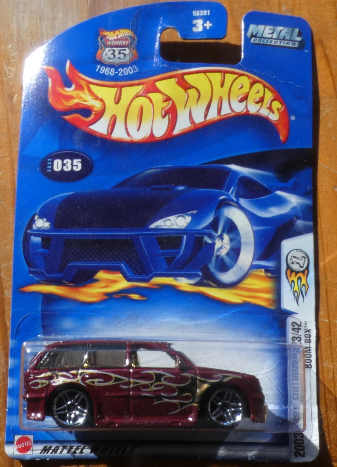 Hot Wheels- 2003 First Editions- Boom Box-suburban-suv- Maroon